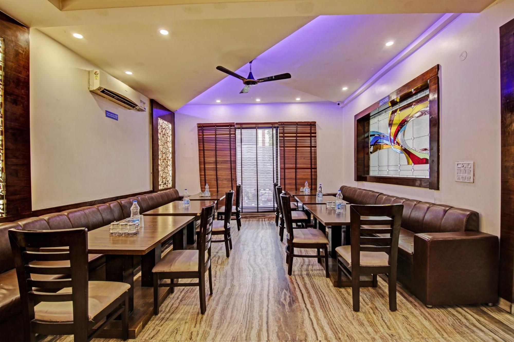 גאזיאבאד Townhouse Grand Inn מראה חיצוני תמונה