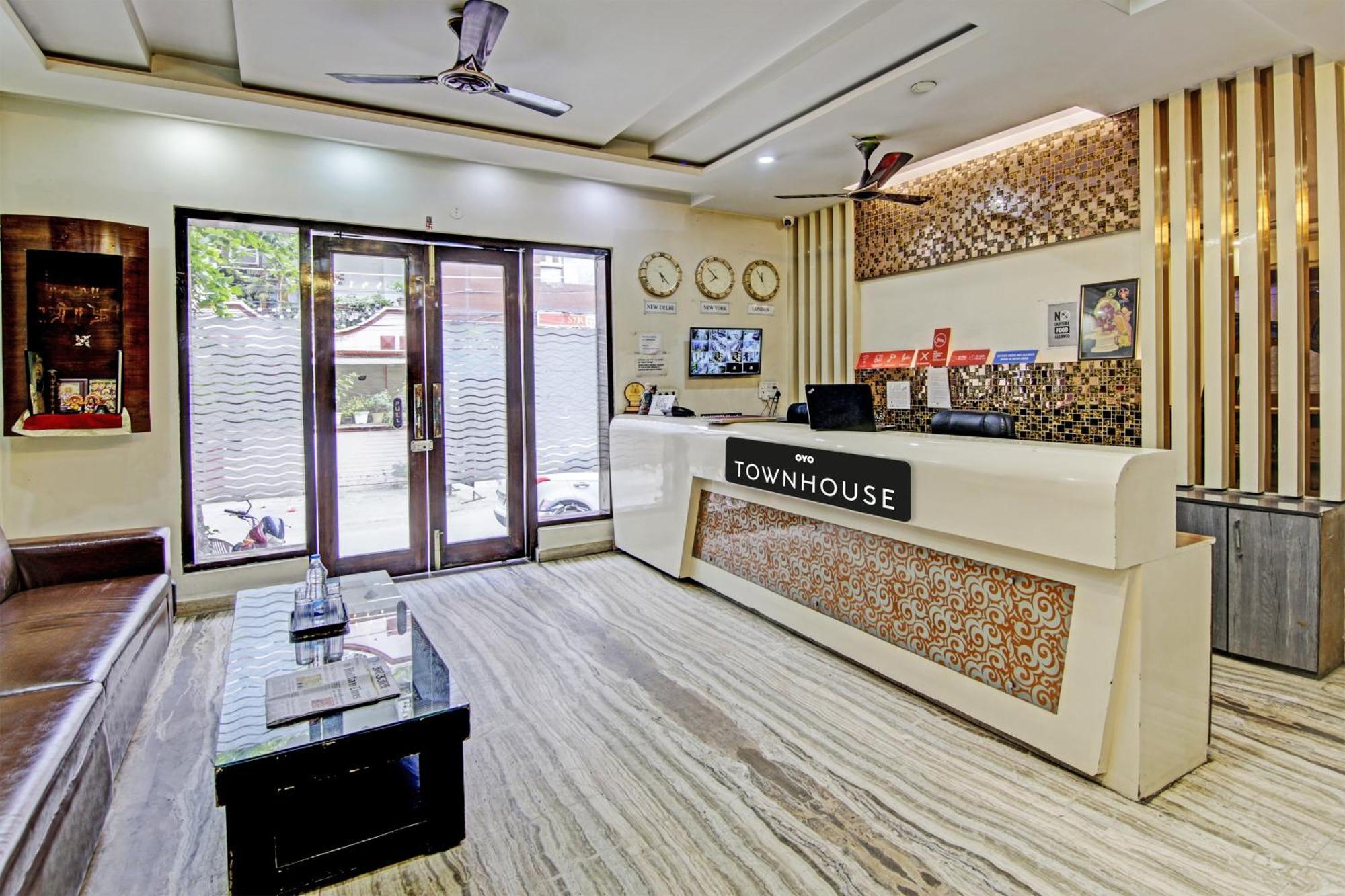 גאזיאבאד Townhouse Grand Inn מראה חיצוני תמונה